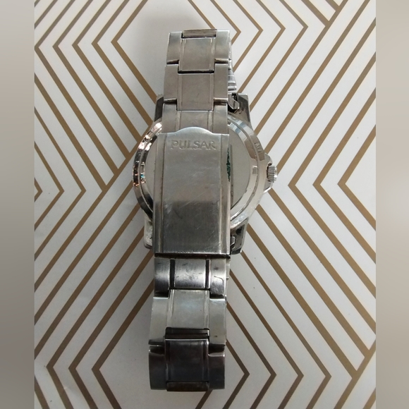 Men's Pulsar Watch Brushed Silver Tone Blue dial 37mm - Picture 10 of 12